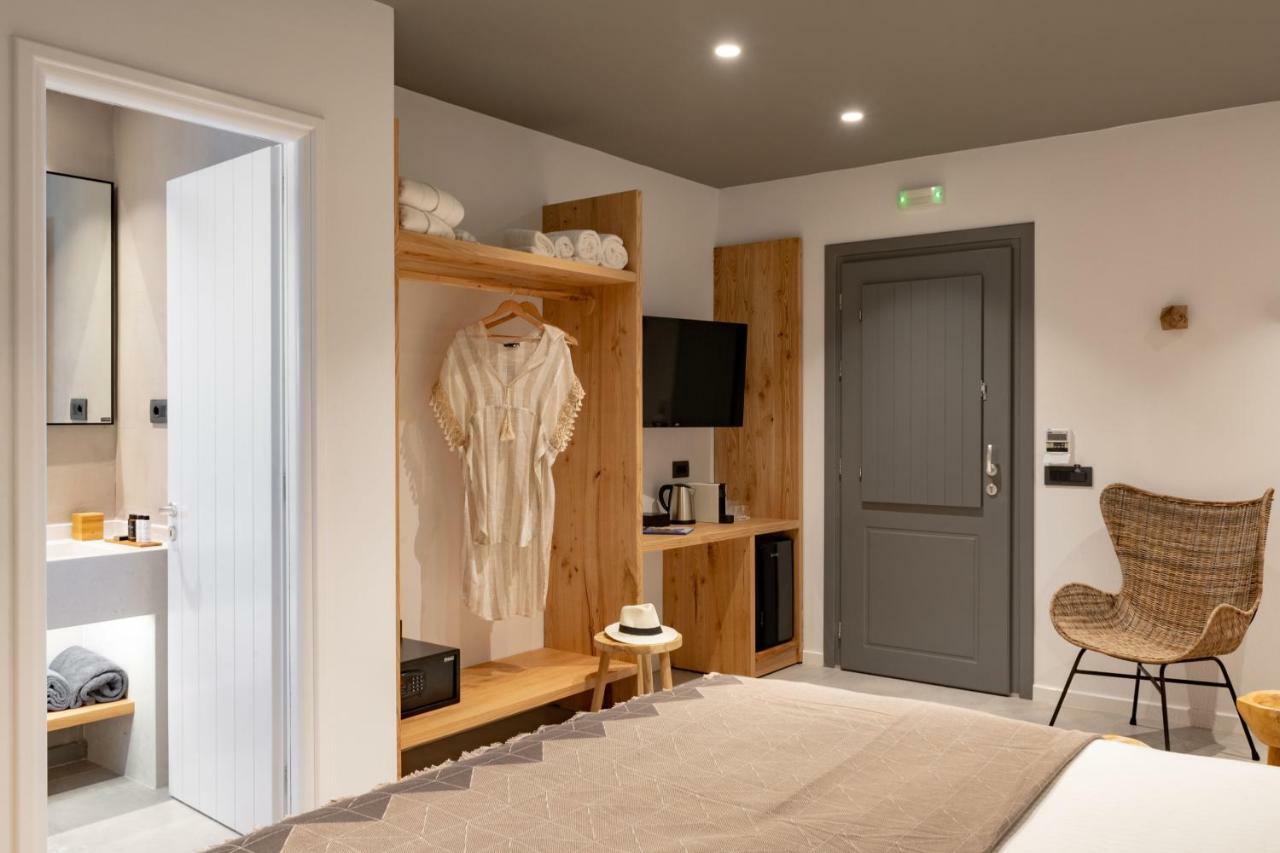 Lemon Suites Santorini Fira  Ngoại thất bức ảnh
