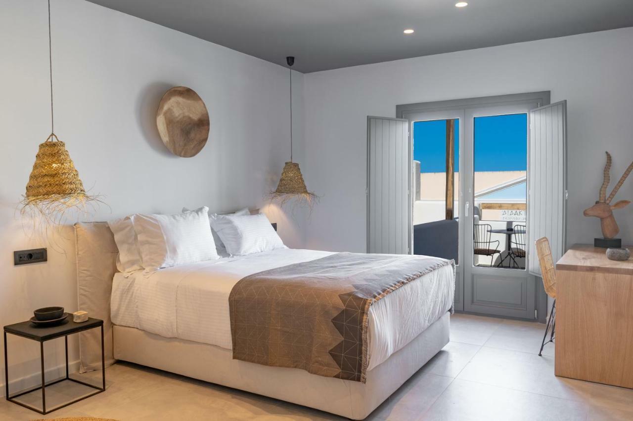 Lemon Suites Santorini Fira  Ngoại thất bức ảnh